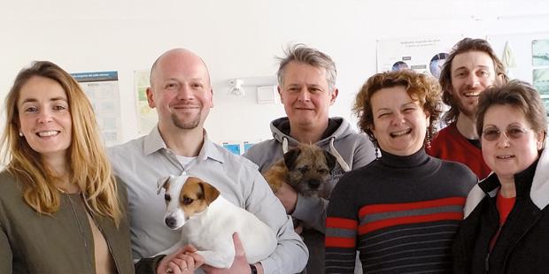 <p>De gauche à droite : Dr Teroy-Waysbort Christelle (trésorière), Dr Waysbort Éric (Président), Dr Grandière Érik, Dr Letard Hélène (secrétaire), Dr Bouvresse Antoine, Dr Vieira Isabelle (Vice-présidente).</p>