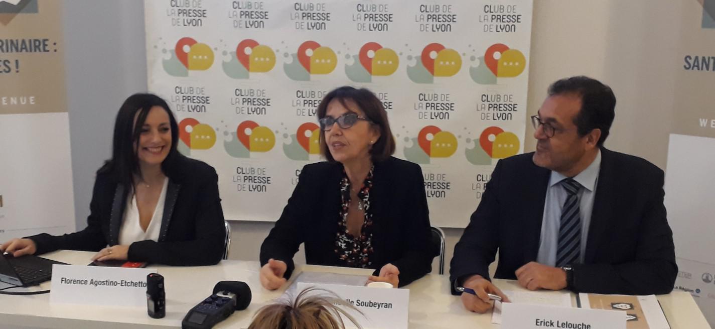 Florence Agostino-Etchetto, Directrice Générale de Lyonbiopôle, Emmanuelle Soubeyran, Directrice Générale de VetAgro Sup et Erick Lelouche, Président de Boehringer Ingelheim France, ont lancé officiellement le Hub-VPH à Lyon (Rhône) ce 14 janvier 2020.