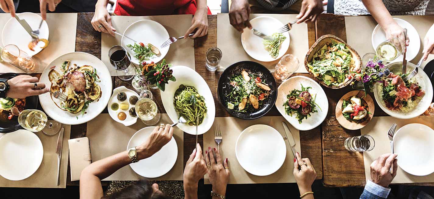 Repas à table 