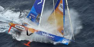 Vendée Globe Challenge 2016, StMichel-Virbac, commandé par Jean Pierre Dick franchit le Cap de Bonne-Espérance et entre dans l'Océan indien.